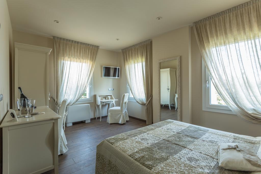 Antica Dimora Stucky Acomodação com café da manhã Treviso Quarto foto